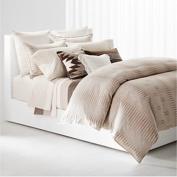 **SOLD** RALPH LAUREN Queen Sheet Set